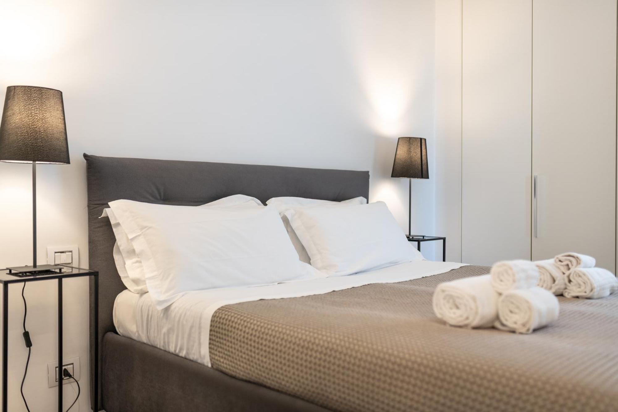 Santo Stefano Raro Rooms Collection Brindisi Exteriör bild